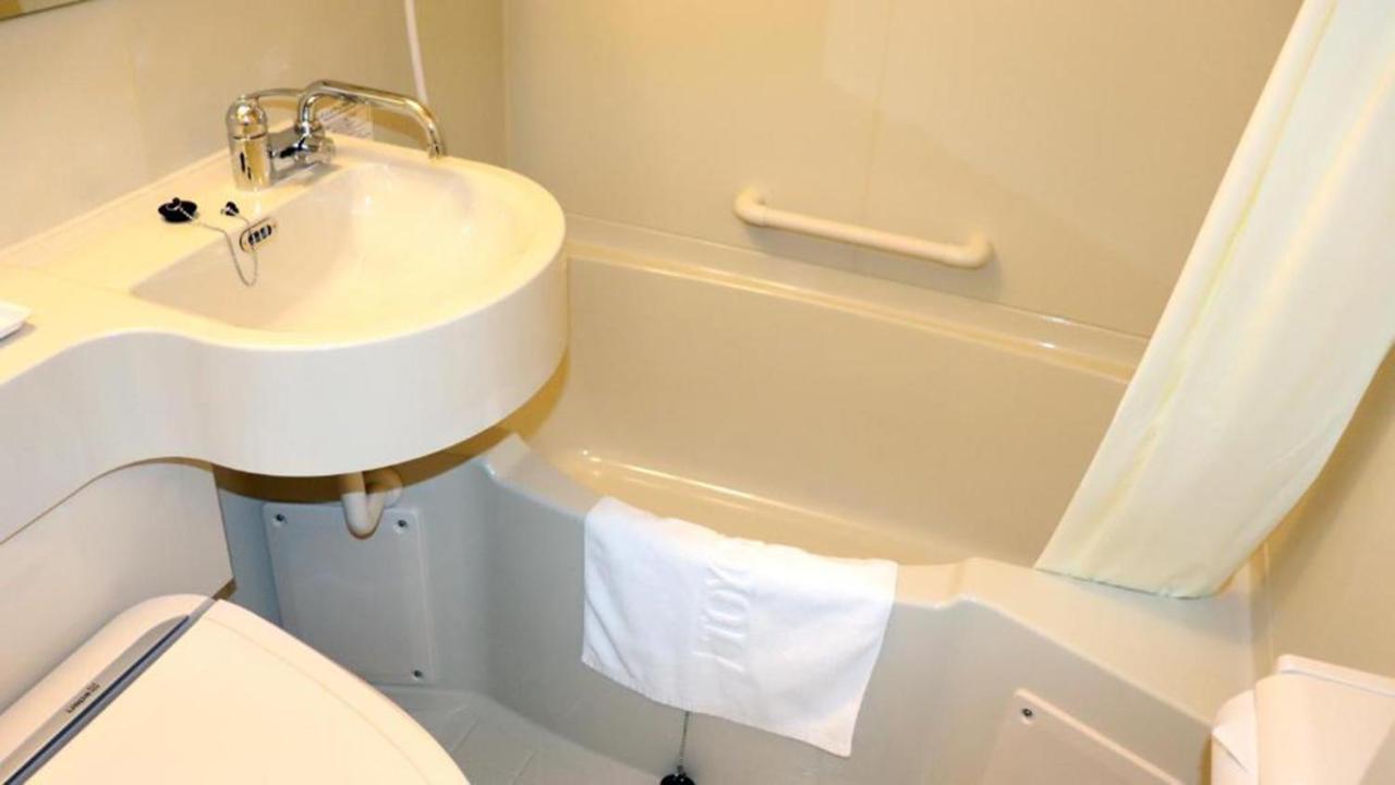 Toyoko Inn Utsunomiya Ekimae No 2 Eksteriør billede